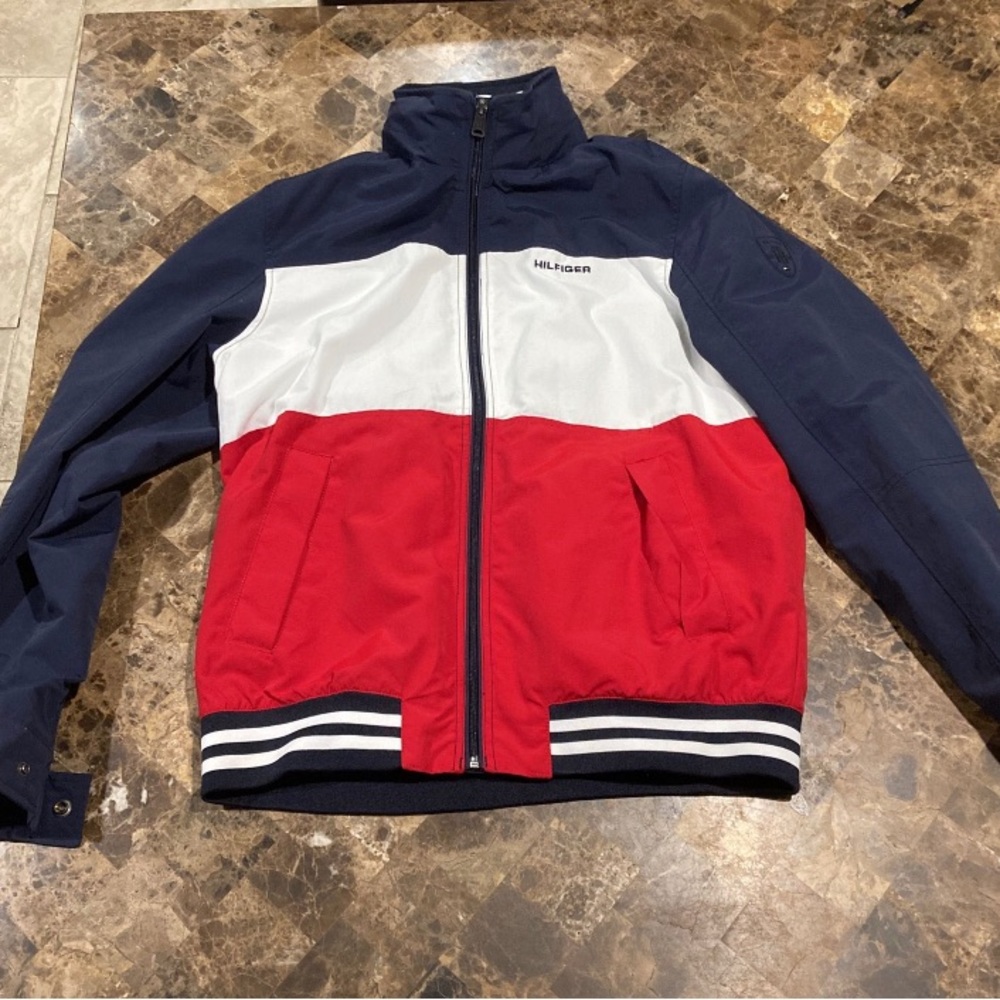 Tommy Hilfiger